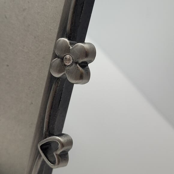 Elsa L. Inc Pewter Hearts & Flowers w/Rhinestones Picture Frames 5x7 Vintage 99' - Picture 5 of 9